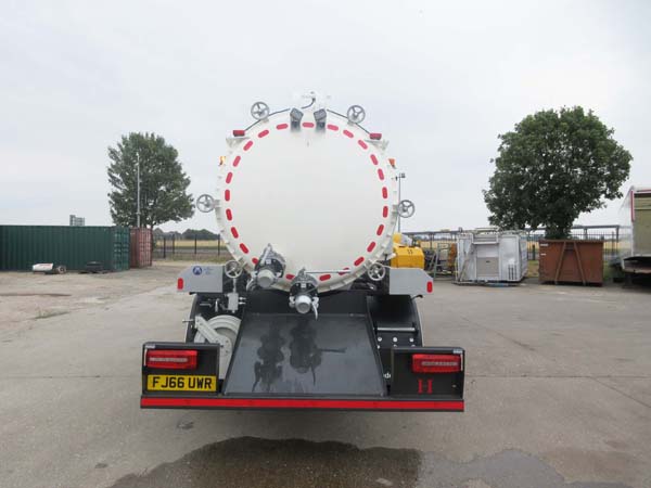REF 21 - 2016 DAF Euro 6 with New 2200 gallon Vacuum tanker for sale  